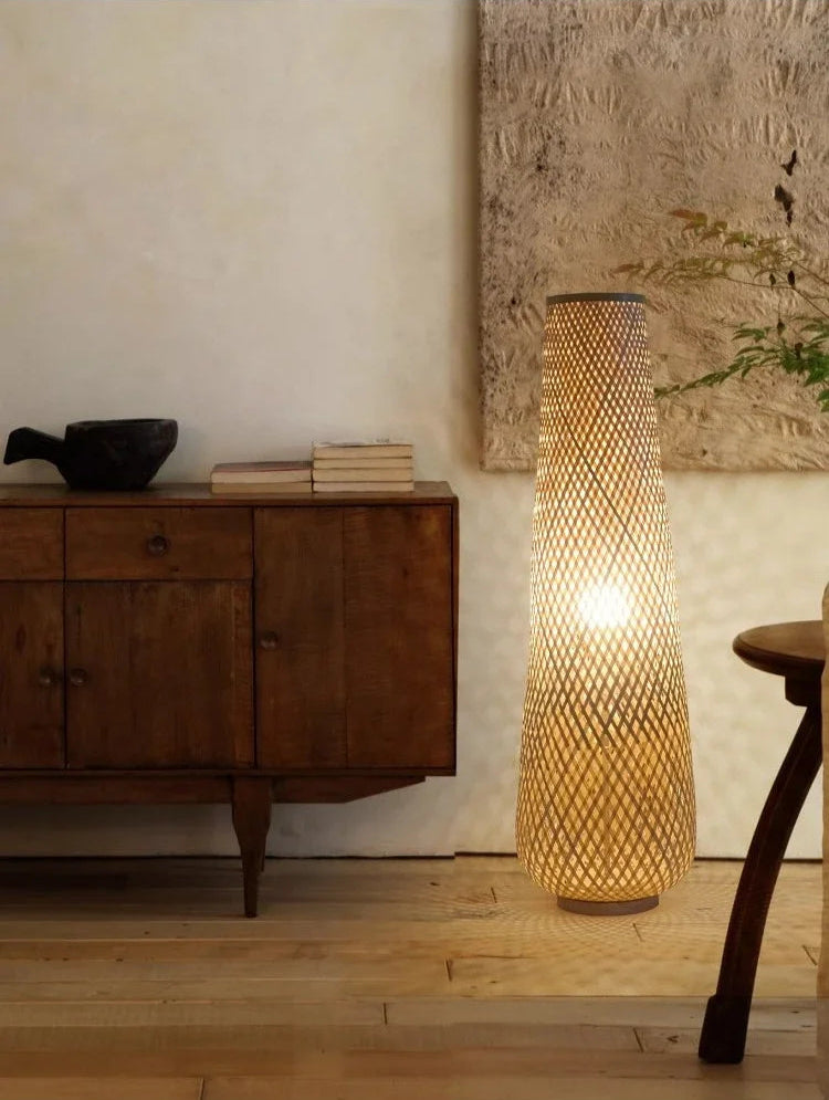 Japandi Handgemaakte Vloerlamp van Gewoven Bamboe
