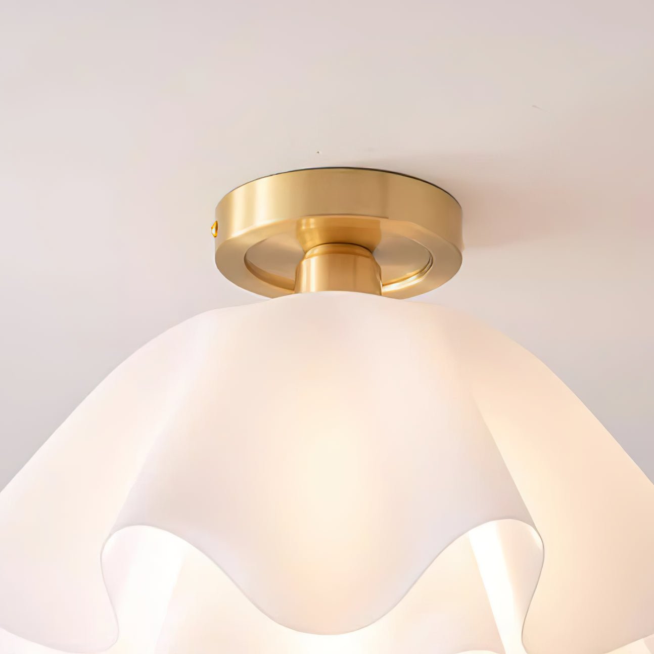 Bloemvormige plafondlamp