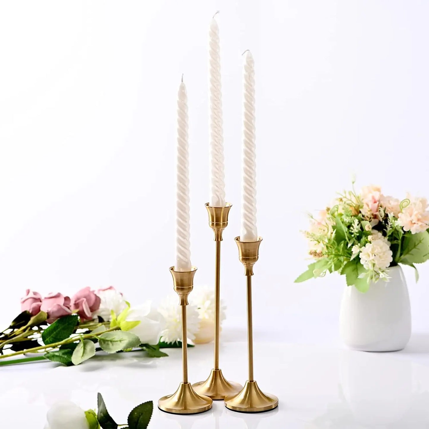 Set Van 3 Vintage Elegante Metalen En Aluminium Tafelblad Kandelaars