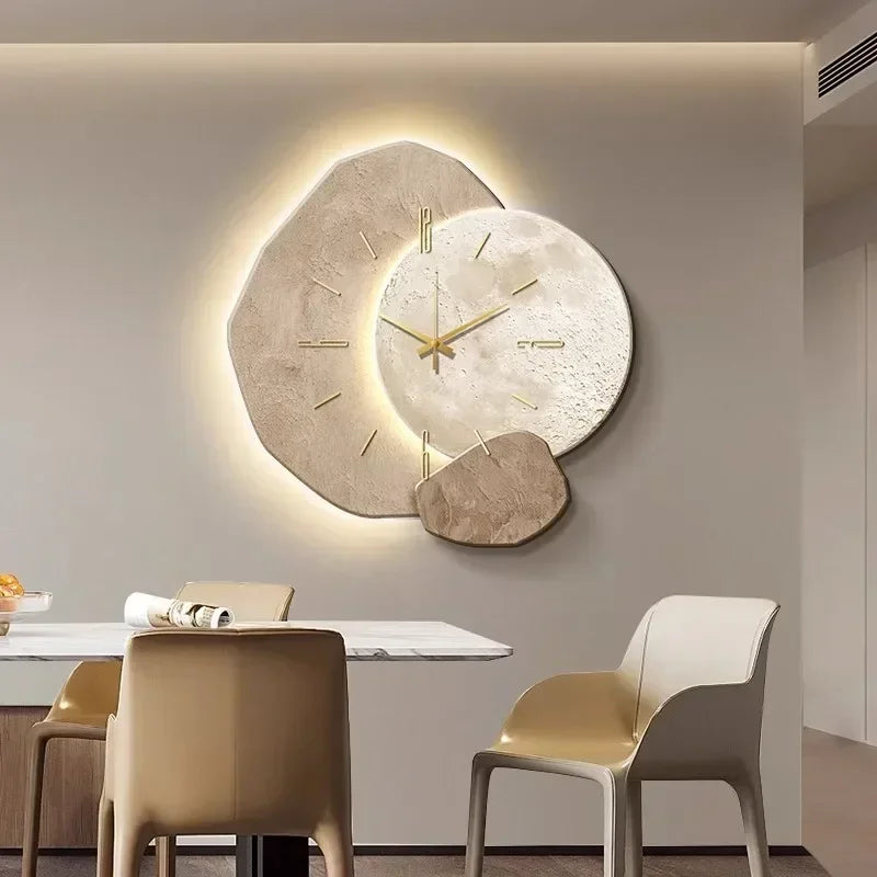 Moderne en esthetische creatieve decoratieve lichtgevende wandklok