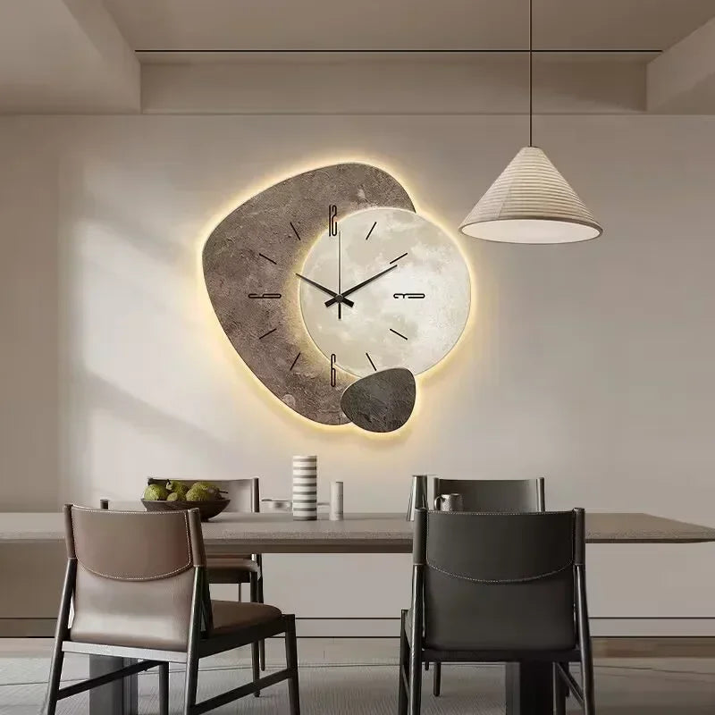 Moderne en esthetische creatieve decoratieve lichtgevende wandklok