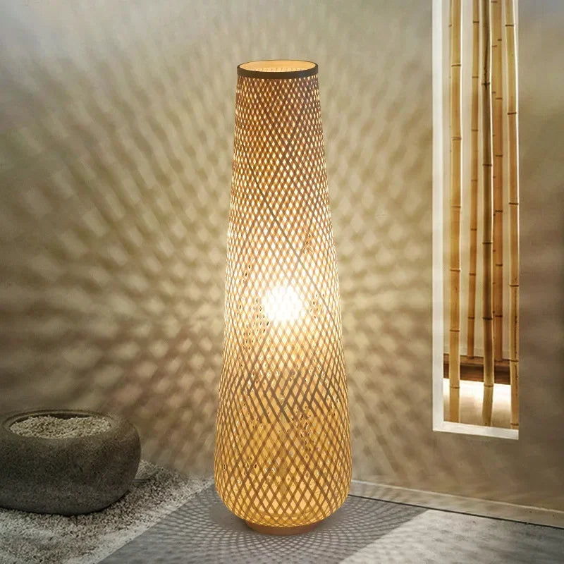 Japandi Handgemaakte Vloerlamp van Gewoven Bamboe