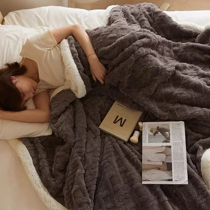 Luxe Winterdeken van Lamswol & Fleece – Extra Dik & Warm – Ademend & Zacht – Voor Slaapkamer & Woonkamer
