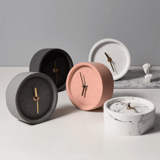 SolidHour | Nordic Cement Bureauklok